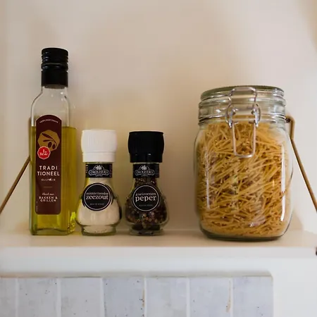 Wegdromen Op De Veluwe In Romantische Rode Pipowagen בית נופש *